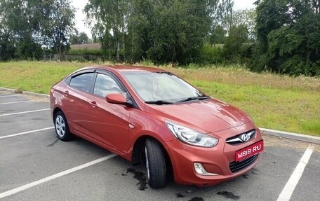 Hyundai Solaris II рестайлинг, 2011 год, 600 000 рублей, 5 фотография
