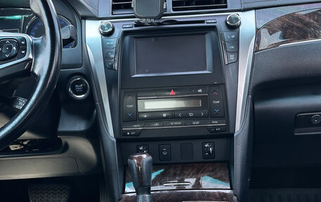 Toyota Camry, 2016 год, 2 300 000 рублей, 5 фотография