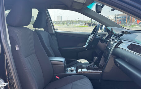 Toyota Camry, 2016 год, 2 300 000 рублей, 9 фотография