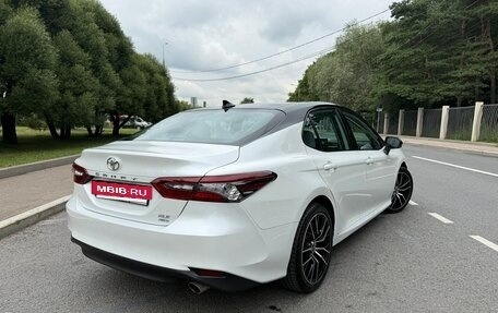 Toyota Camry, 2021 год, 3 750 000 рублей, 8 фотография