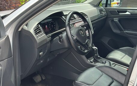 Volkswagen Tiguan II, 2017 год, 2 430 000 рублей, 10 фотография