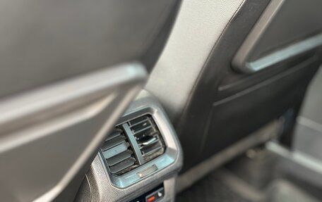 Volkswagen Tiguan II, 2017 год, 2 430 000 рублей, 11 фотография