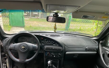 Chevrolet Niva I рестайлинг, 2011 год, 600 000 рублей, 5 фотография