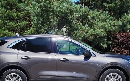 Ford Kuga III, 2022 год, 1 970 000 рублей, 8 фотография