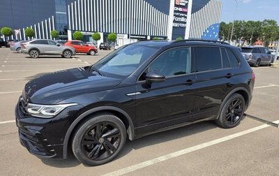 Volkswagen Tiguan II, 2021 год, 3 950 000 рублей, 1 фотография