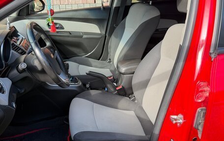 Chevrolet Cruze II, 2012 год, 645 000 рублей, 9 фотография