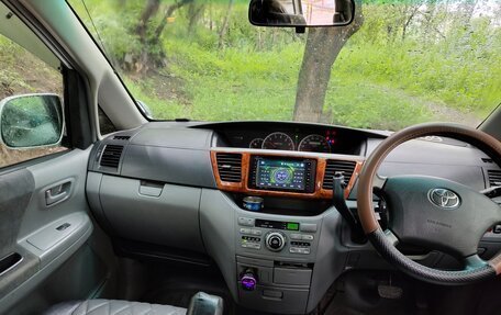Toyota Noah III, 2005 год, 950 000 рублей, 7 фотография