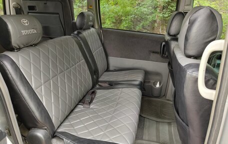 Toyota Noah III, 2005 год, 950 000 рублей, 8 фотография