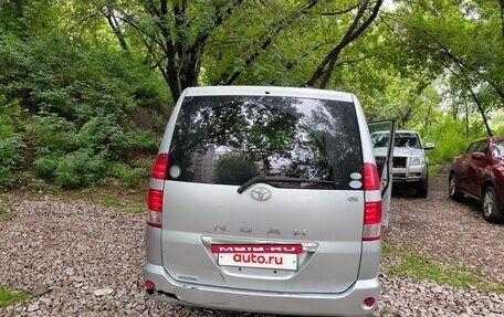 Toyota Noah III, 2005 год, 950 000 рублей, 13 фотография