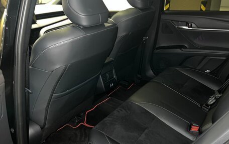 Toyota Camry, 2025 год, 3 800 000 рублей, 13 фотография