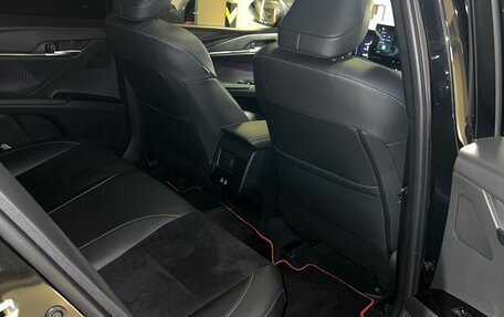 Toyota Camry, 2025 год, 3 800 000 рублей, 12 фотография