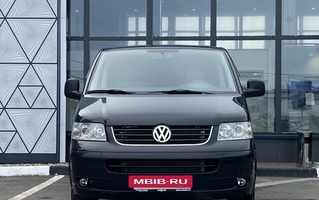 Volkswagen Caravelle T5, 2009 год, 1 539 000 рублей, 2 фотография