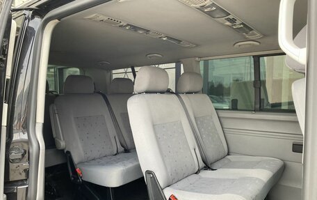 Volkswagen Caravelle T5, 2009 год, 1 539 000 рублей, 20 фотография