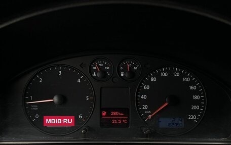 Volkswagen Caravelle T5, 2009 год, 1 539 000 рублей, 23 фотография