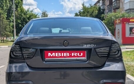 BMW 3 серия, 2005 год, 1 250 000 рублей, 14 фотография
