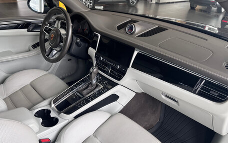 Porsche Macan I рестайлинг, 2019 год, 4 210 000 рублей, 8 фотография