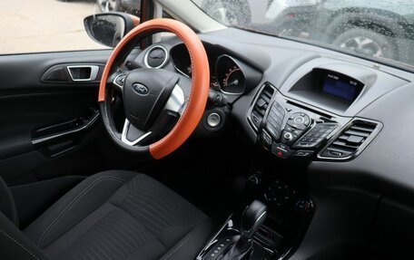 Ford Fiesta, 2015 год, 830 000 рублей, 16 фотография