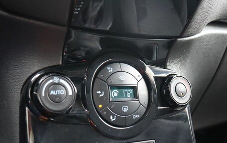 Ford Fiesta, 2015 год, 830 000 рублей, 15 фотография