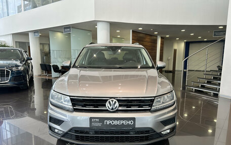 Volkswagen Tiguan II, 2019 год, 2 497 000 рублей, 2 фотография