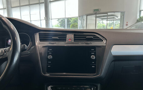 Volkswagen Tiguan II, 2019 год, 2 497 000 рублей, 18 фотография