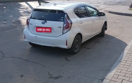 Toyota Aqua I, 2015 год, 680 000 рублей, 1 фотография