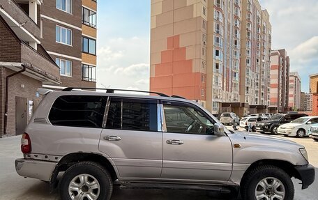 Toyota Land Cruiser 100 рестайлинг 2, 2003 год, 1 500 000 рублей, 3 фотография