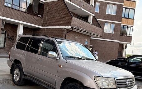 Toyota Land Cruiser 100 рестайлинг 2, 2003 год, 1 500 000 рублей, 7 фотография