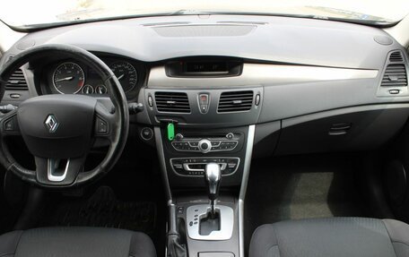 Renault Latitude I, 2010 год, 580 000 рублей, 13 фотография
