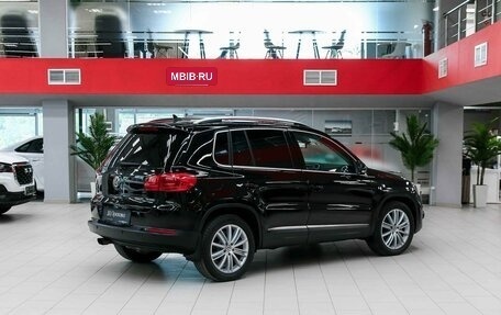Volkswagen Tiguan I, 2013 год, 1 290 000 рублей, 2 фотография