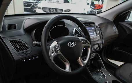 Hyundai ix35 I рестайлинг, 2014 год, 1 250 000 рублей, 10 фотография