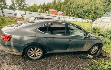 Skoda Superb III рестайлинг, 2017 год, 1 100 000 рублей, 3 фотография