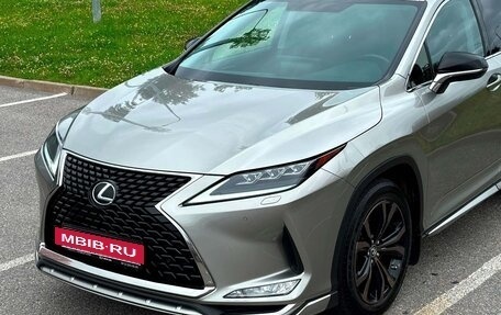 Lexus RX IV рестайлинг, 2020 год, 4 900 000 рублей, 9 фотография