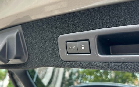 Lexus RX IV рестайлинг, 2020 год, 4 900 000 рублей, 39 фотография