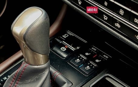 Lexus RX IV рестайлинг, 2020 год, 4 900 000 рублей, 37 фотография