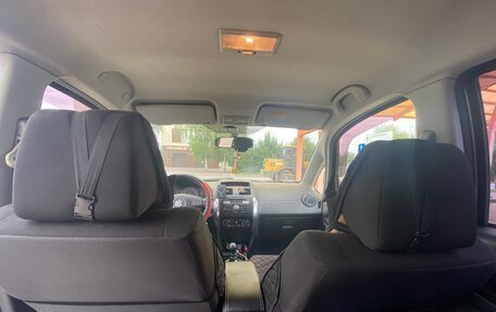 Suzuki SX4 II рестайлинг, 2008 год, 610 000 рублей, 19 фотография