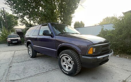 Chevrolet Blazer II рестайлинг, 1995 год, 550 000 рублей, 3 фотография