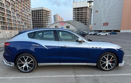 Maserati Levante I, 2018 год, 6 800 000 рублей, 3 фотография