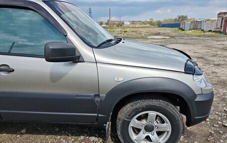 Chevrolet Niva I рестайлинг, 2019 год, 860 000 рублей, 1 фотография