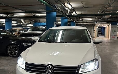 Volkswagen Passat B7, 2013 год, 1 600 000 рублей, 3 фотография