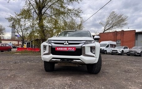 Mitsubishi L200 IV рестайлинг, 2022 год, 4 300 000 рублей, 11 фотография