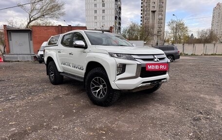 Mitsubishi L200 IV рестайлинг, 2022 год, 4 300 000 рублей, 12 фотография