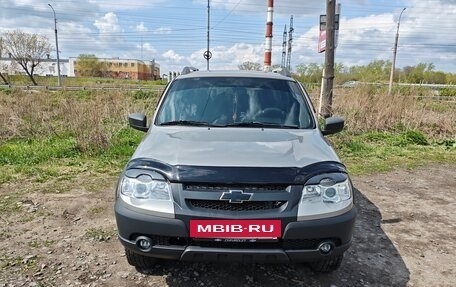 Chevrolet Niva I рестайлинг, 2019 год, 860 000 рублей, 6 фотография