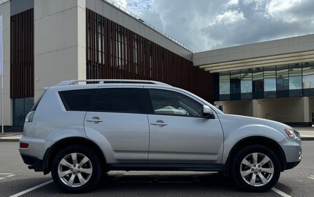 Mitsubishi Outlander III рестайлинг 3, 2010 год, 1 550 000 рублей, 5 фотография