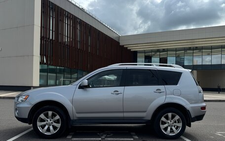 Mitsubishi Outlander III рестайлинг 3, 2010 год, 1 550 000 рублей, 3 фотография