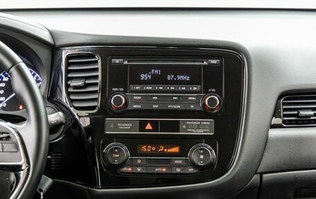 Mitsubishi Outlander III рестайлинг 3, 2019 год, 2 058 000 рублей, 21 фотография