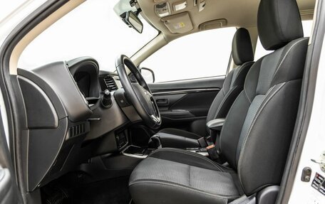 Mitsubishi Outlander III рестайлинг 3, 2019 год, 2 058 000 рублей, 27 фотография