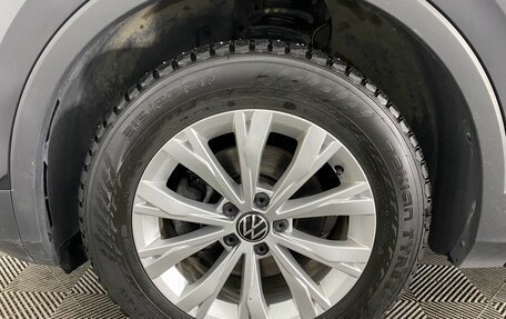 Volkswagen Tiguan II, 2021 год, 2 850 000 рублей, 13 фотография