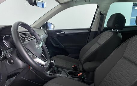 Volkswagen Tiguan II, 2021 год, 2 850 000 рублей, 4 фотография