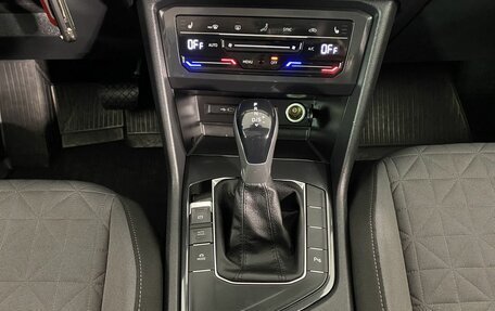 Volkswagen Tiguan II, 2021 год, 2 850 000 рублей, 9 фотография