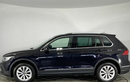 Volkswagen Tiguan II, 2021 год, 2 850 000 рублей, 2 фотография